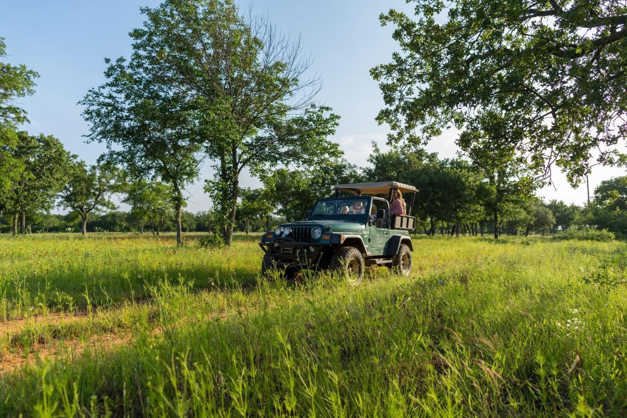 Wildcatter Ranch And Resort Graham ภายนอก รูปภาพ