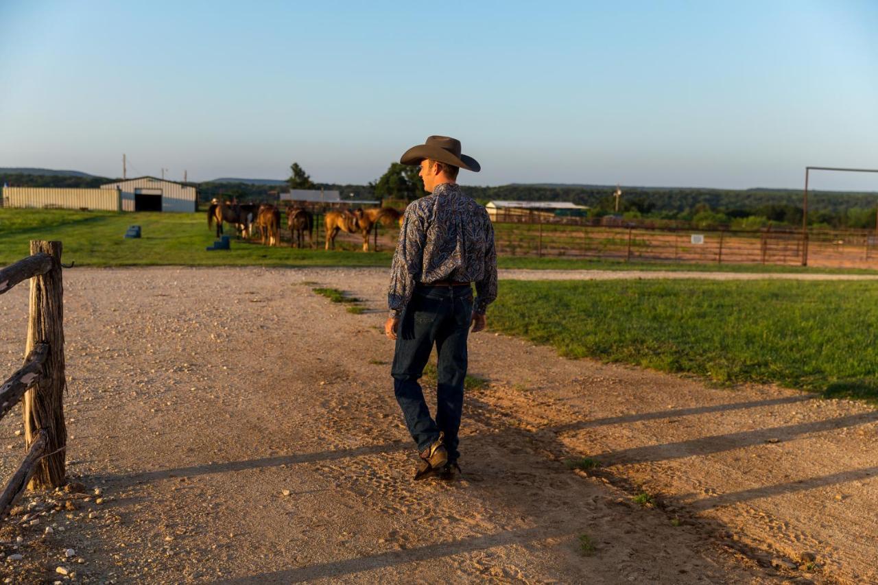 Wildcatter Ranch And Resort Graham ภายนอก รูปภาพ